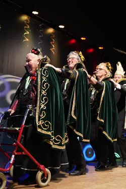 Seniorenzitting Prinses Truus d'n derde deel 2 Thumbnail